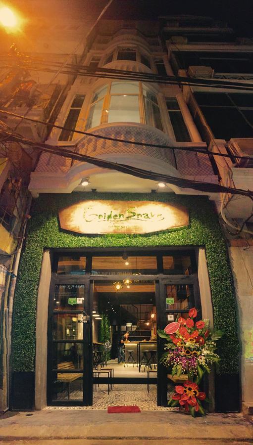 Golden Snake Hostel ハノイ市 エクステリア 写真