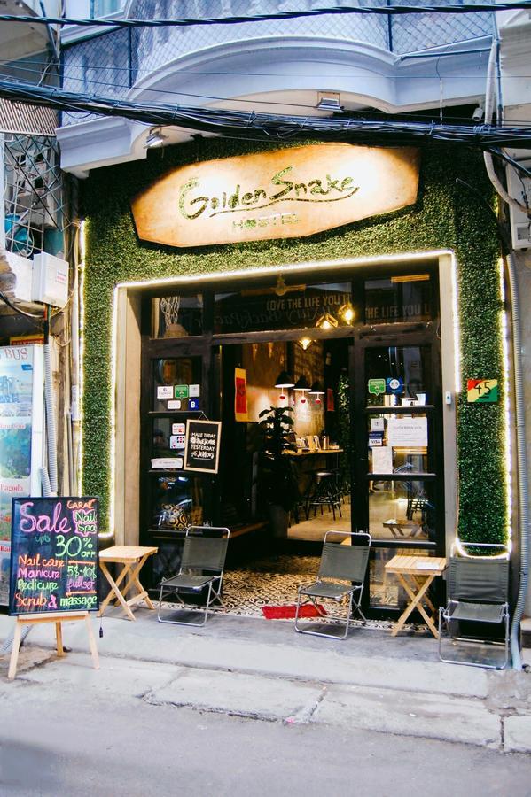 Golden Snake Hostel ハノイ市 エクステリア 写真